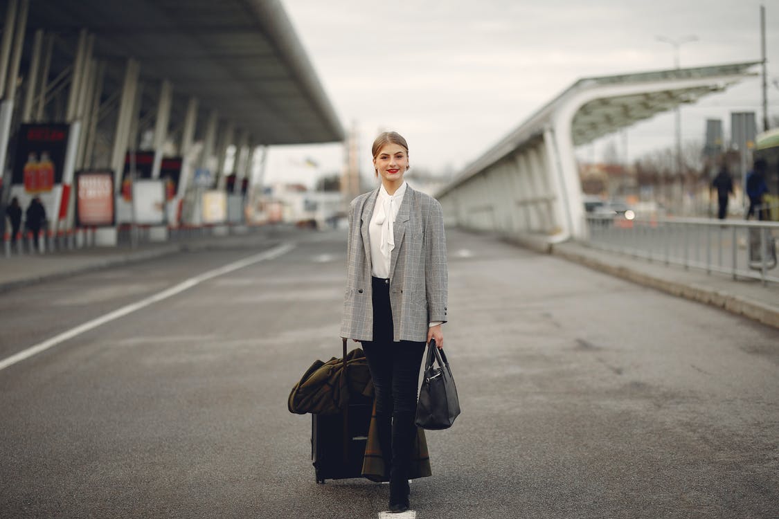 mochilas de viajes de negocios para mujeres 2022